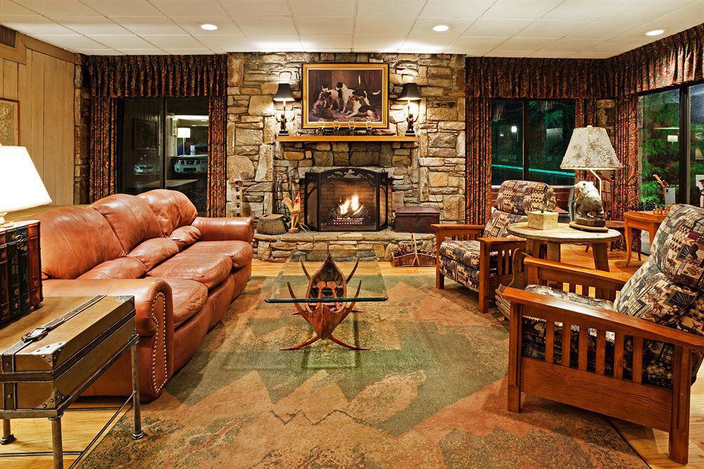 Holiday Inn Asheville East-Blue Ridge Pkwy By Ihg İç mekan fotoğraf
