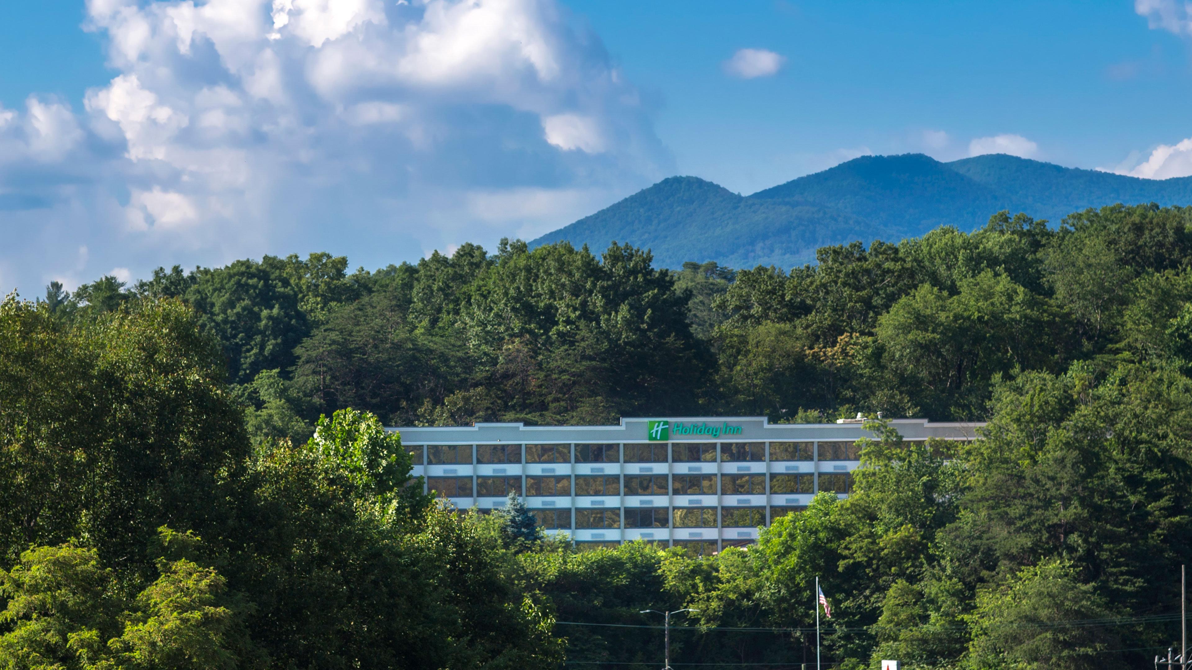 Holiday Inn Asheville East-Blue Ridge Pkwy By Ihg Dış mekan fotoğraf