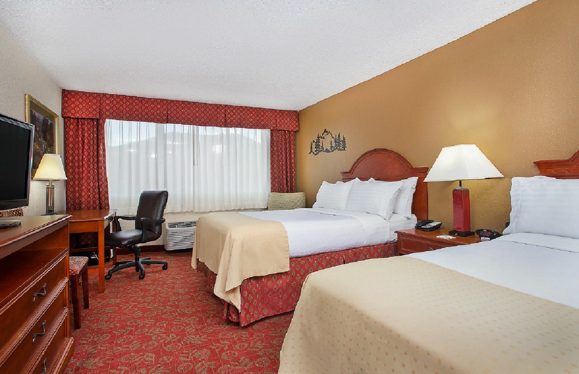 Holiday Inn Asheville East-Blue Ridge Pkwy By Ihg Dış mekan fotoğraf